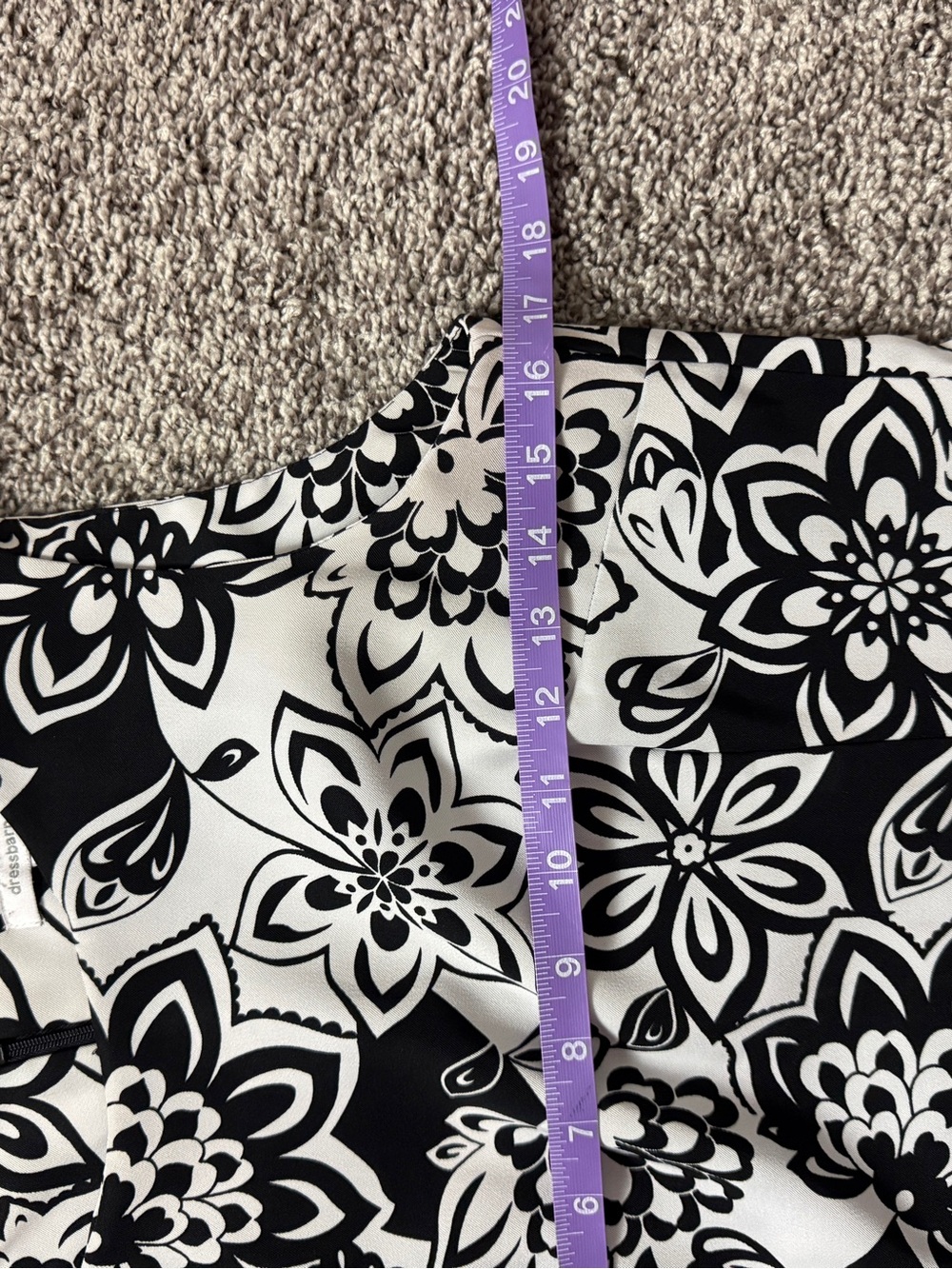 Dressbarn size 10 Classic Black & White Floral Sheath Dress - Picture 7 of 8